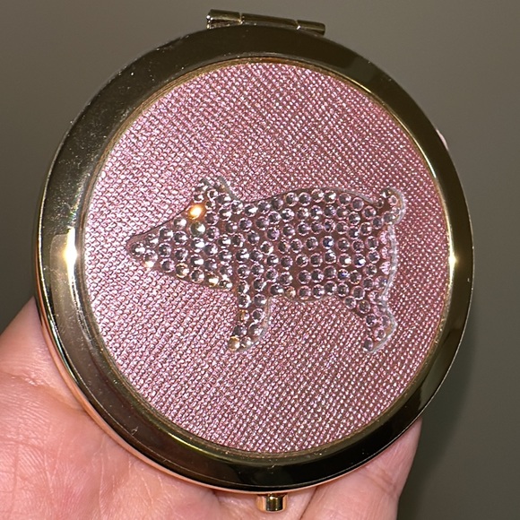 ✨🤍 NEW Henri Bendel RARE Limited Edition Year of the Pig Double Compact Mirror - Picture 14 of 17